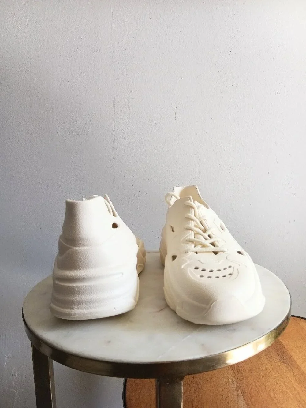 Cape Robbin Wallis Cut Out Detail Sneaker